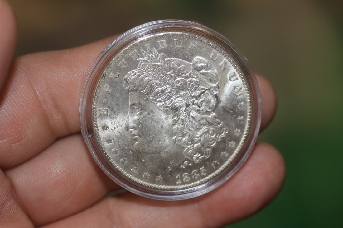 1885-O Morgan Silver Dollar: beautiful condition