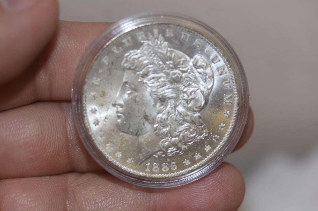 1885-O Morgan Silver Dollar: beautiful condition