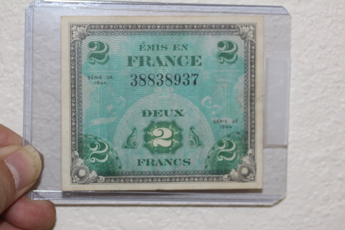 1944 2 Francs: as shown