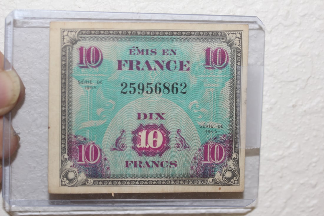 1944 10 Francs: as shown