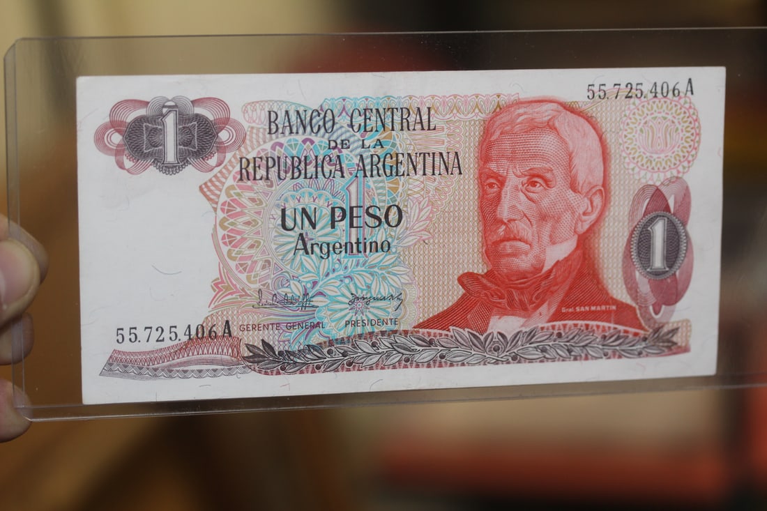 Argentina 1 Peso Bank Note: as shown