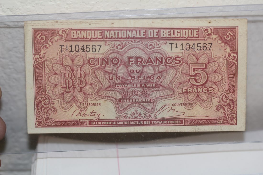 1943 Belgium WWII 5 Francs Bank Note (1 of 2)