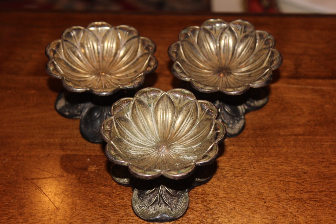 Set of 3 Silverplate Alter Dishes: 2 7/8" in diameter each