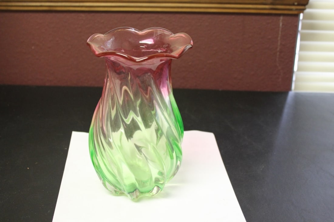 An Art Glass Vase