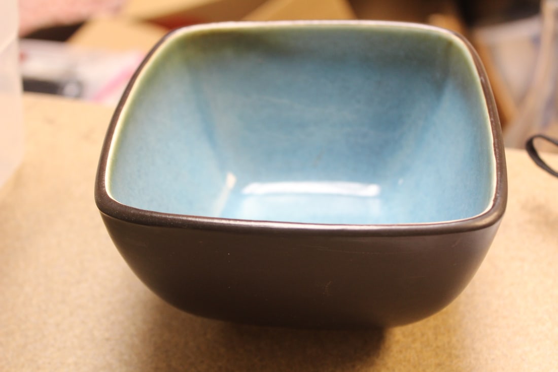 Midcentury Modern Style Pottery Bowl: 5 1/2" square