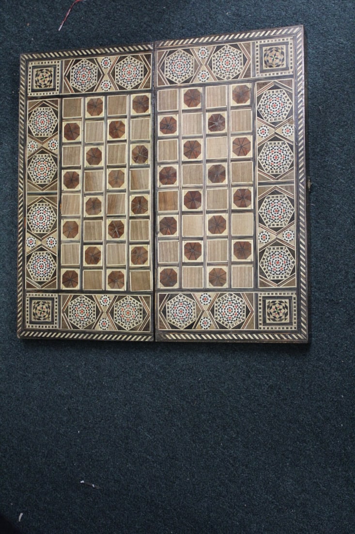 Chess/Checkers/Backgammon Board with Pieces - 7