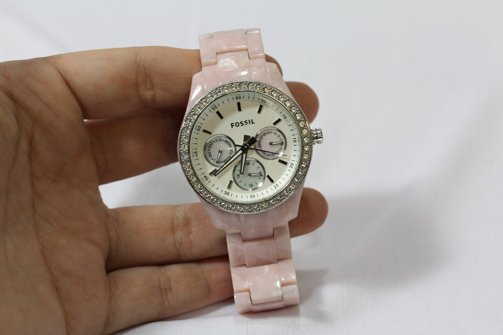 A Fossil Watch: Currently working