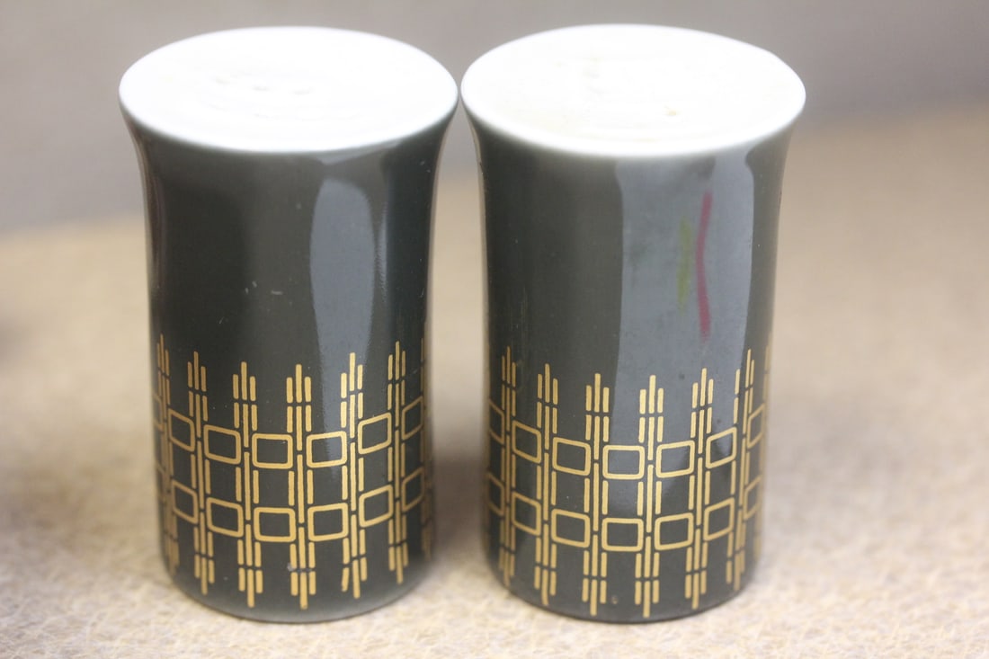 Rosenthal salt and pepper shakers: pair, 2 1/4" tall each