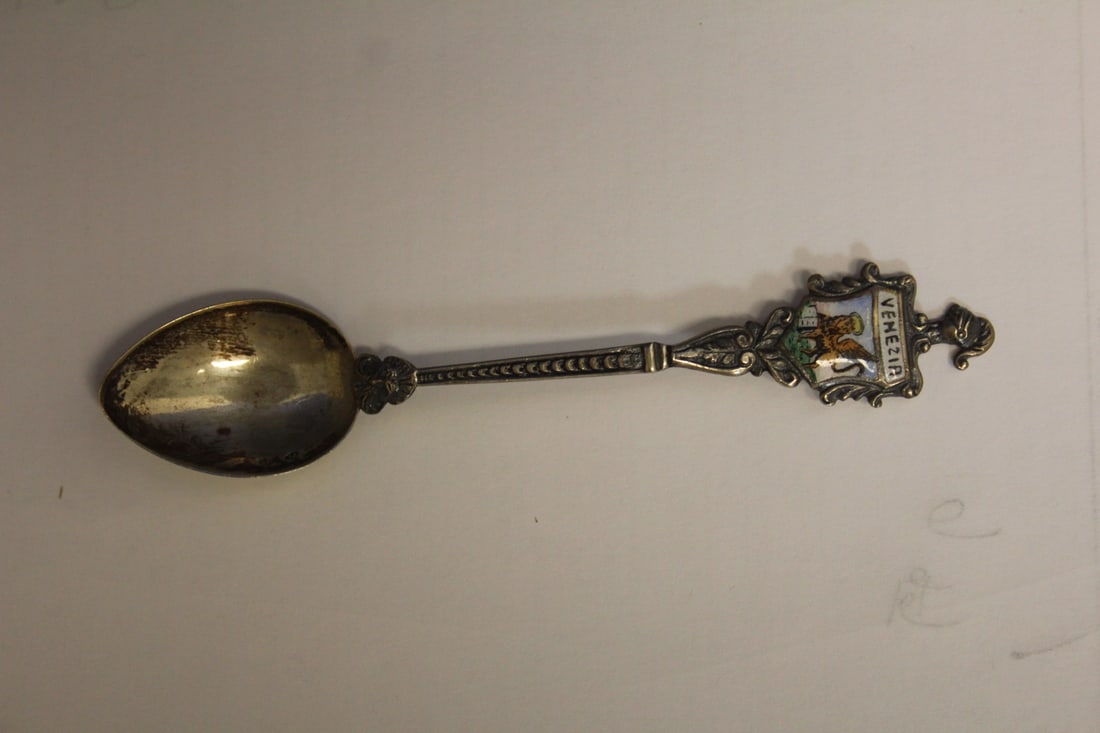 A Venezia Souvenir Spoon: 800 silver - 4 5/8" long