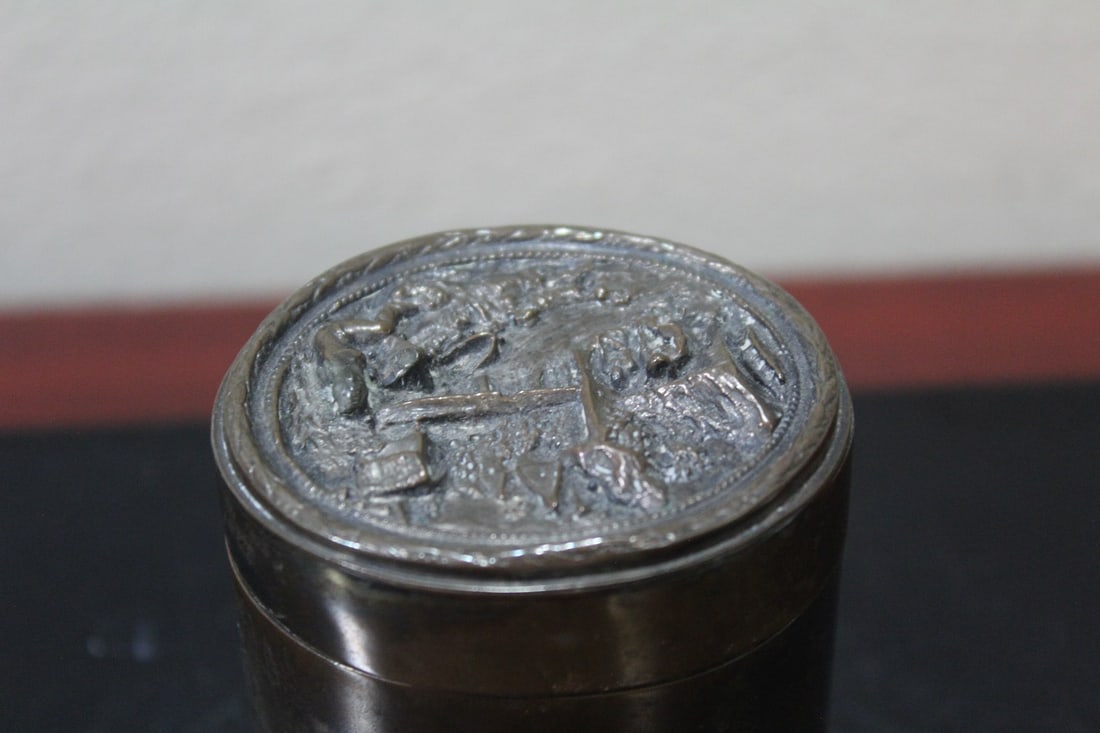 A Nice Repousse Great Britain Box - 2