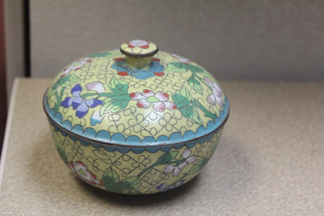 Antique Chinese Cloisonne Bowl (1 of 7)