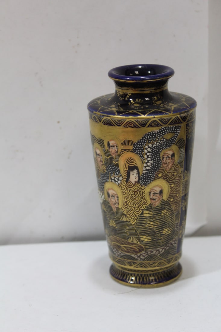 A Japanese Satsuma Vase: 19th century - most likely Kyoto school - artist signed - 4 7/8" tall