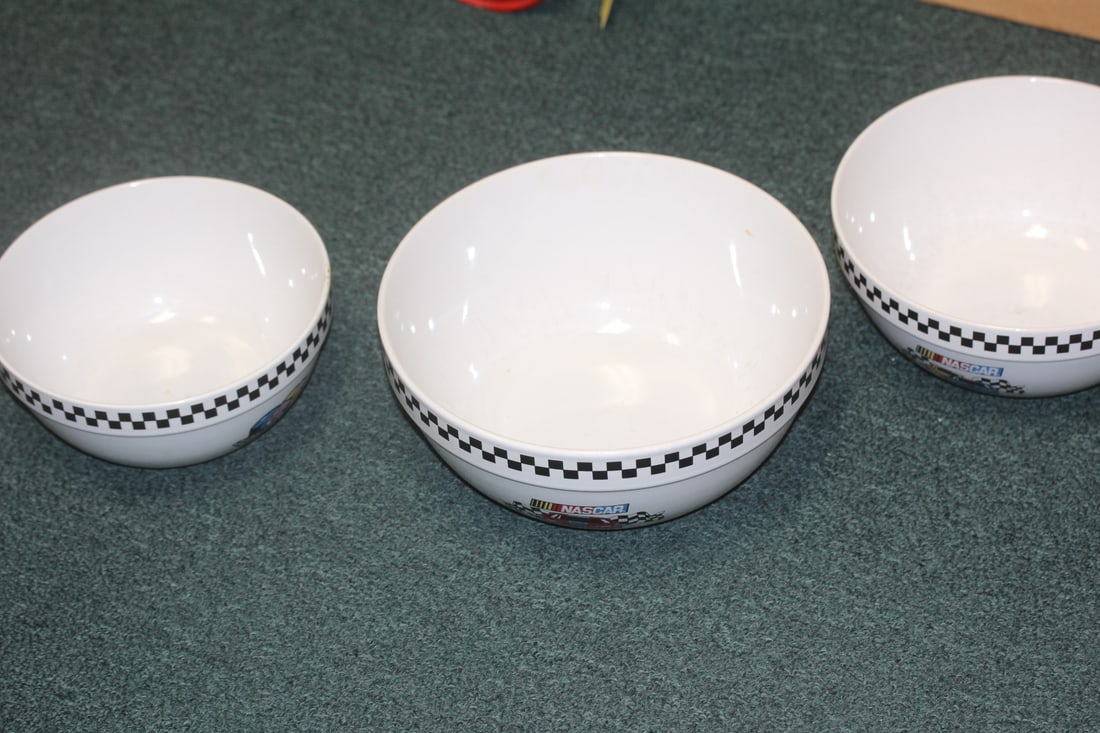 Set of 3 Nascar Stacking Bowls (1 of 5)
