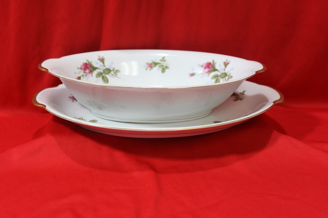 A Lot of 2 Japanese Porcelain (1 of 5)