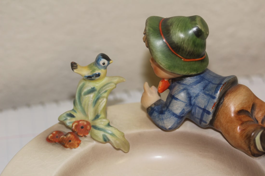 Hummel Ashtray - 2