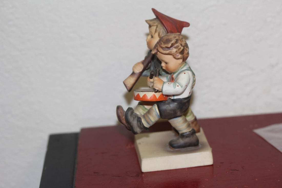 Hummel Figurine - 5