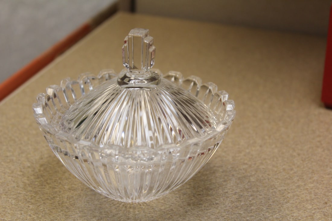 Crystal Bowl with Lid: 4 1/2" in diameter