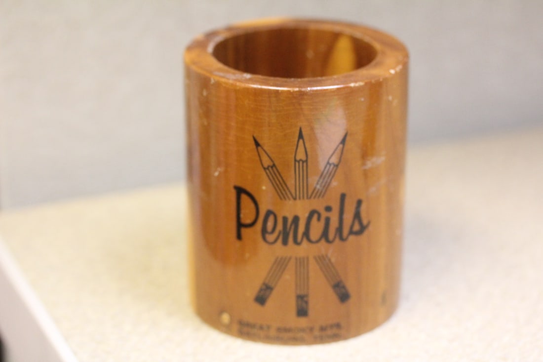 Smokey mountains pencil holder (1 of 6)