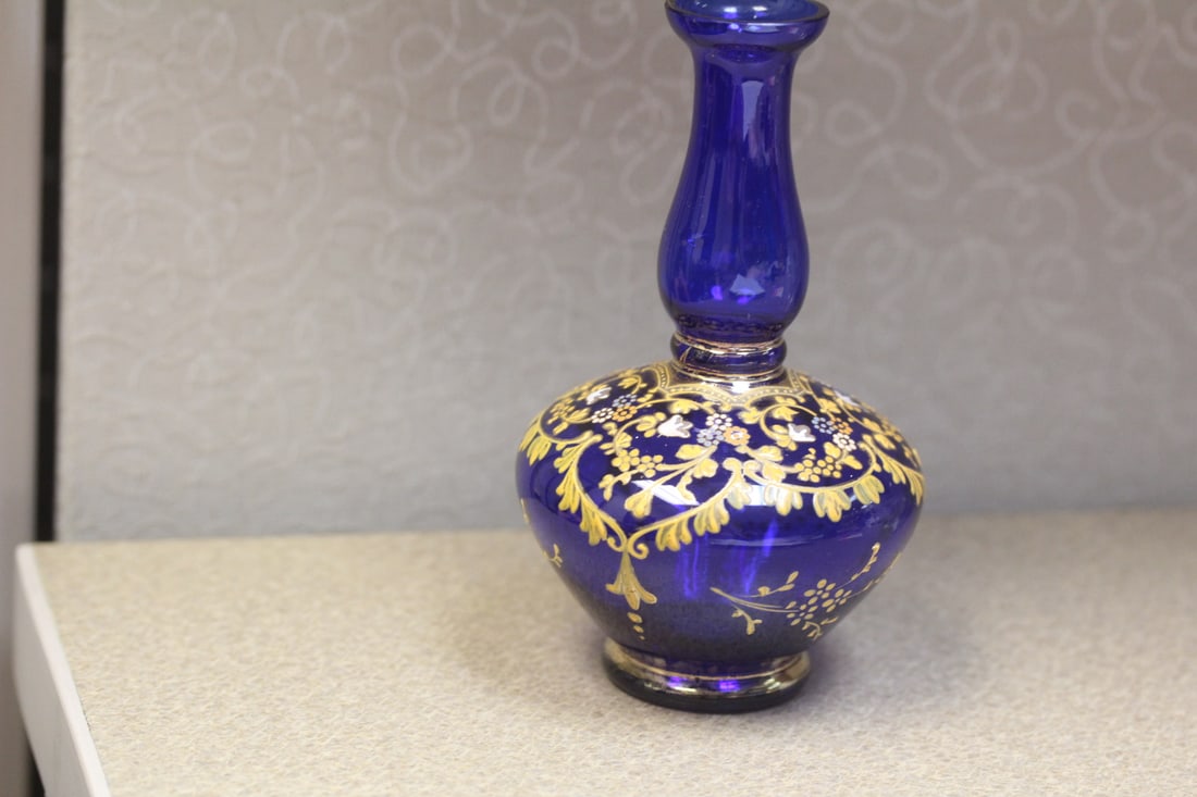 Beautiful Apply Cobalt Blue Glass Vase: possibly Moser - 5 5/8" tall