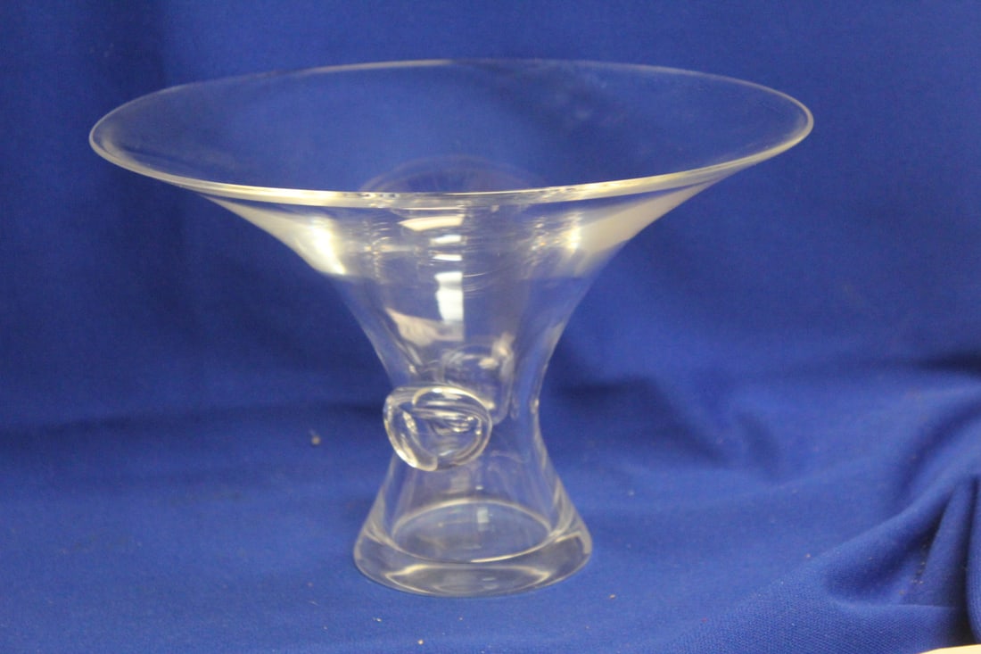 Signed Steuben Trumpet Glass Vase: 9 1/4" in diameter - 6 1/8" tall