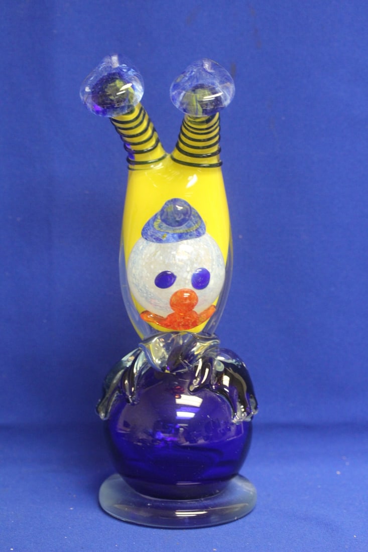 Russian Artglass Clown: 11 1/4" tall
