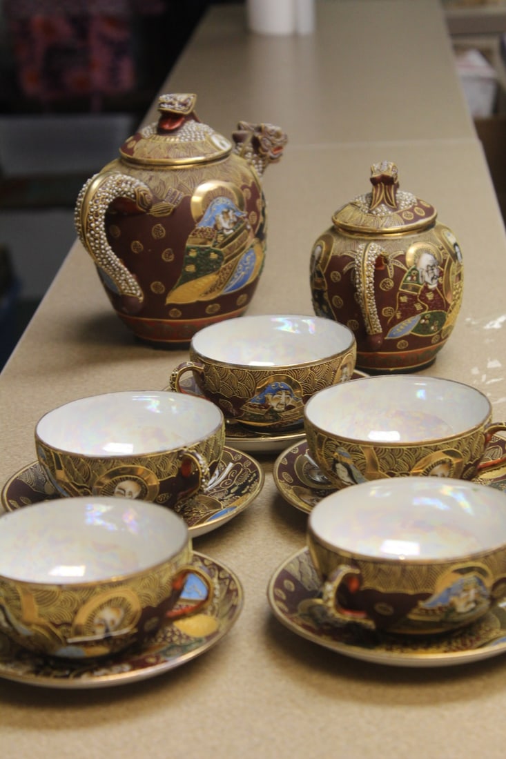 Partial Japanese Moriage Tea Set: teapot= 7" tall - dragon design