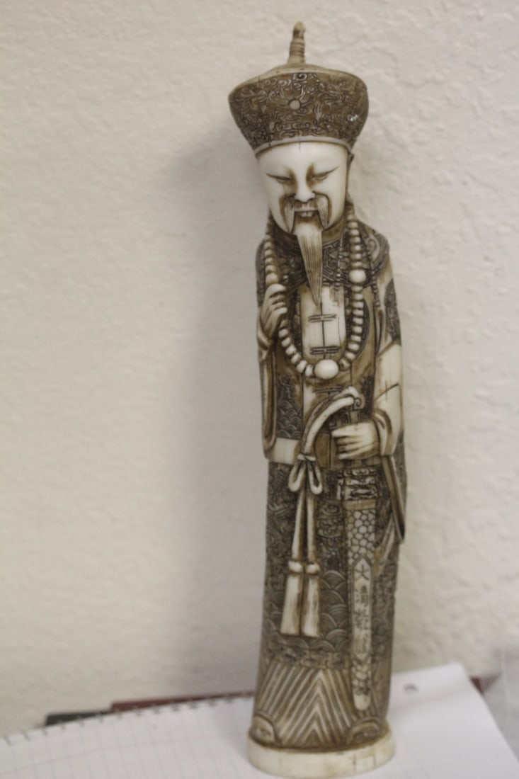 Vintage Chinese Carved Emperor (1 of 9)