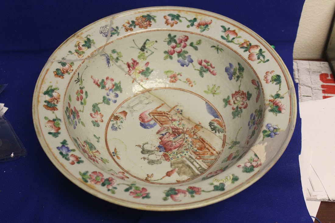 Antique Chinese Rosemedallion Center Bowl: early 19th century - please note= restored, so as found - 12 inches in diameter