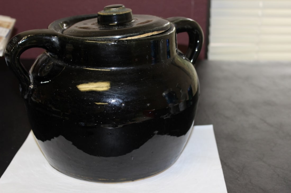 An Antique/Vintage Bean? Pot with Handle: 8 inches tall when lidded