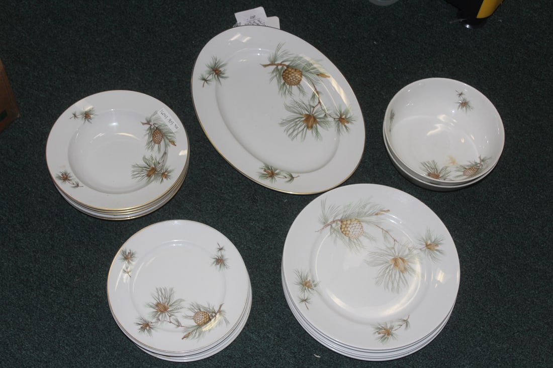 Partial Rosenthal Dinner Set (1 of 6)