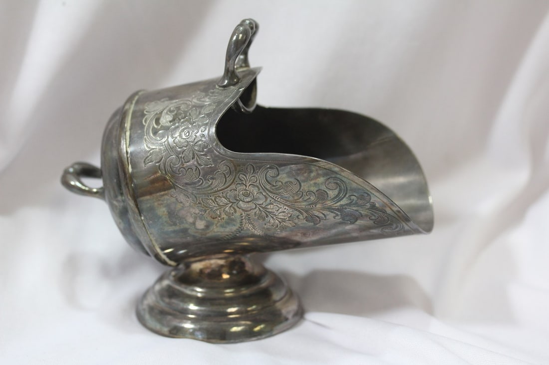 An Ornate Silverplated Container: 5 1/4" long
