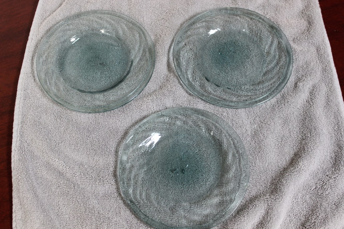 Lot of 3 Blanco? Glass Plates: Each 6 1/2" in diameter - hand blown