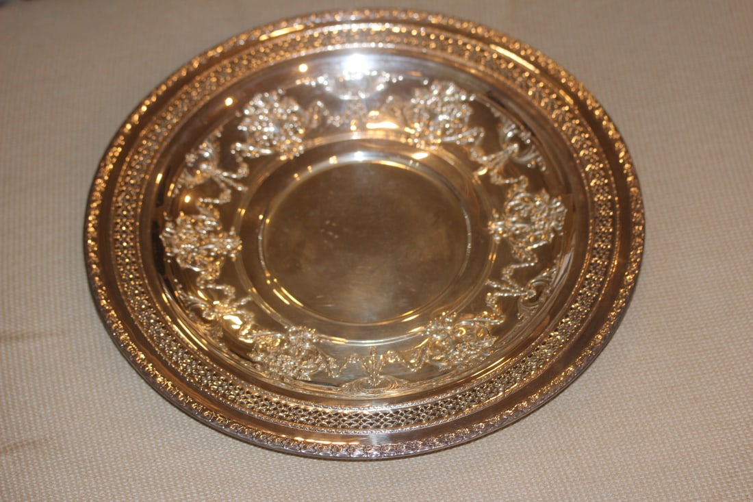 Ornate Silverplate Reticulated Tray: 12 inches in diameter