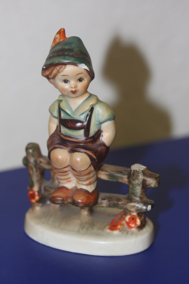 Hummel Figurine (1 of 5)