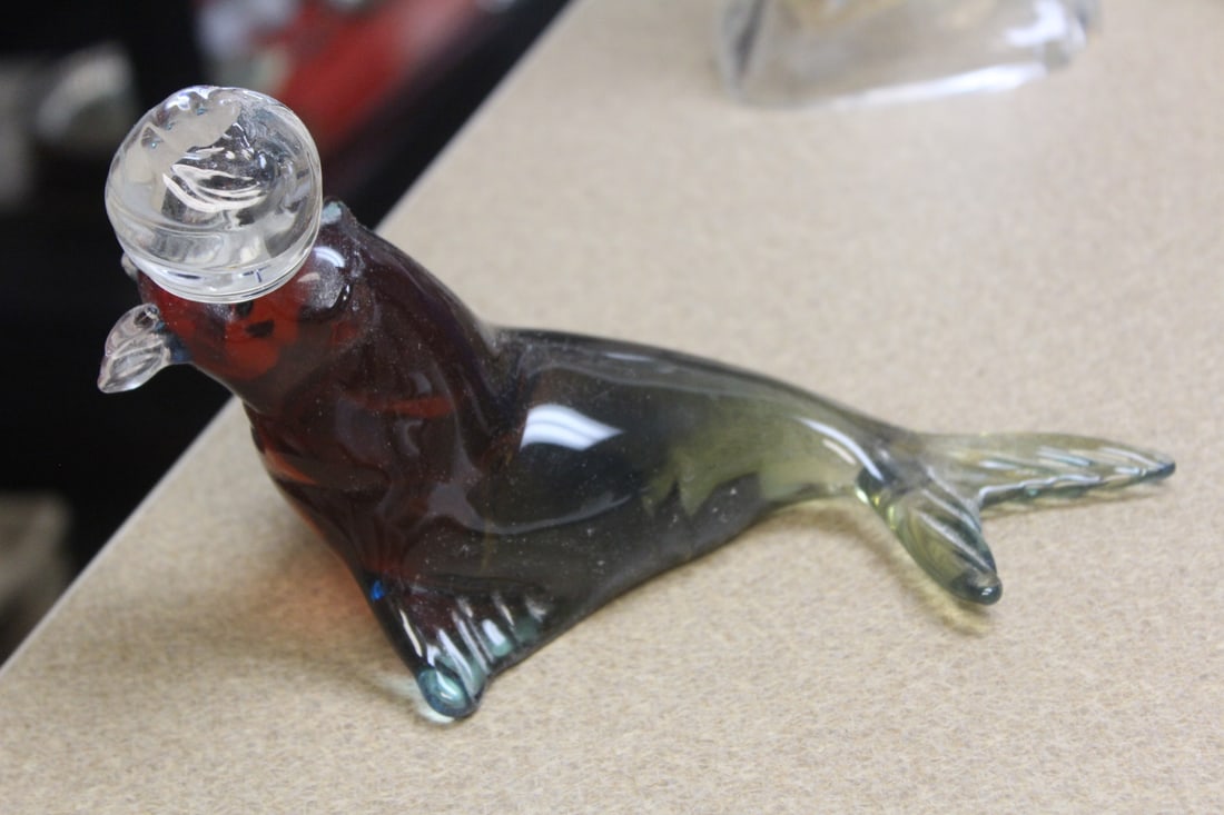 Vintage Art Glass Seal with Ball: 7" across