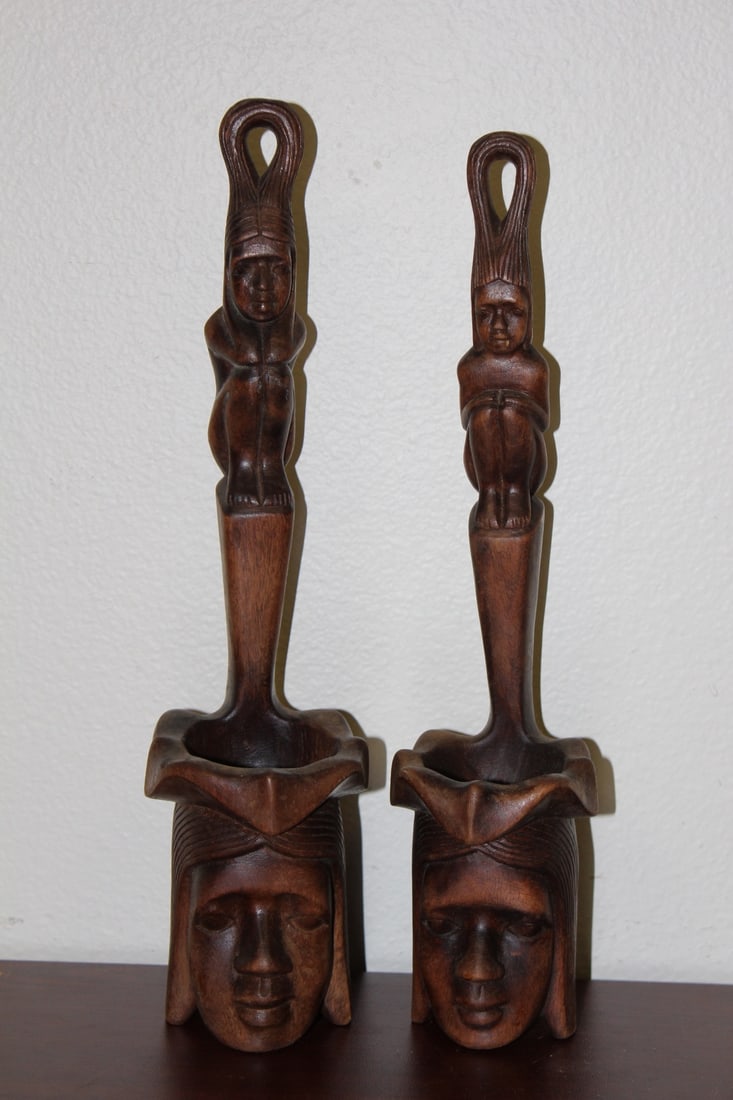 Lot of 2 Vintage Figural Wooden Scoop: exact age unknown, but looks to be old - possibly Polynesian or African - taller= 13"