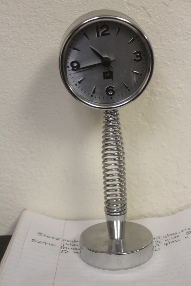 Modern Style Spring Clock (1 of 4)