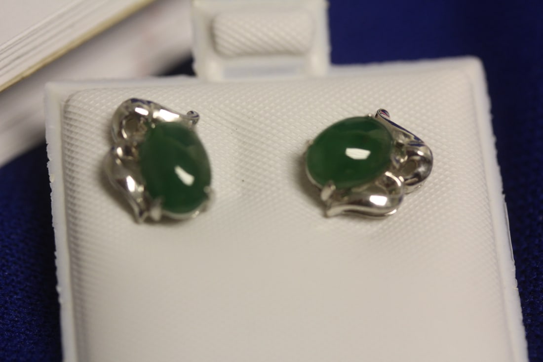 18Karat White Gold and Jade Earrings: highly translucent - has a chinese maker's marked on it