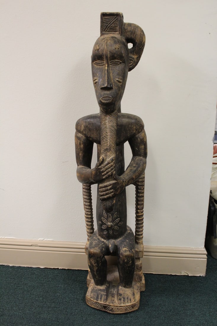 An African Statue (1 of 20)