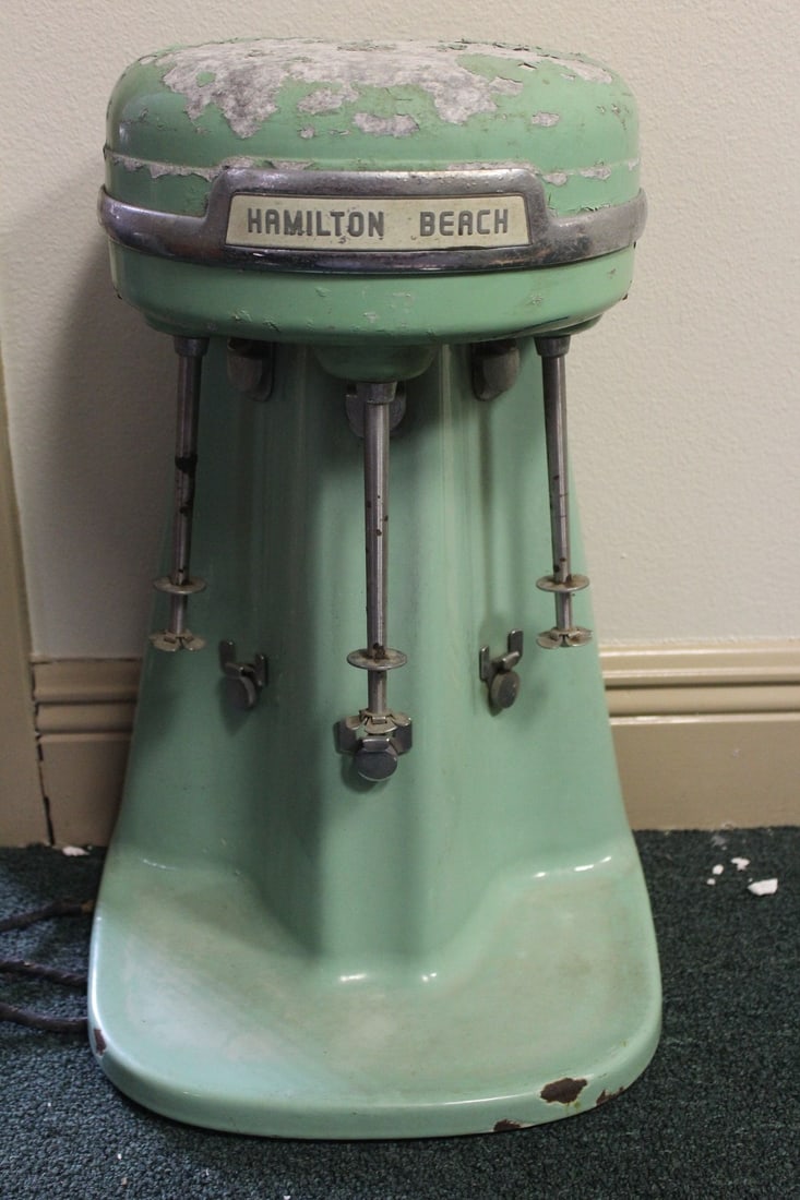 A Vintage Hamilton Mixer: commercial ? - 20" tall - heavy - not tested to see if it works or not