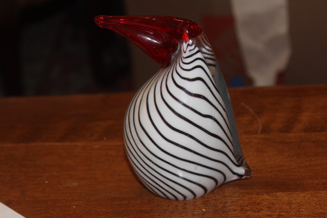 Art Glass Penguin: 5 3/8" tall