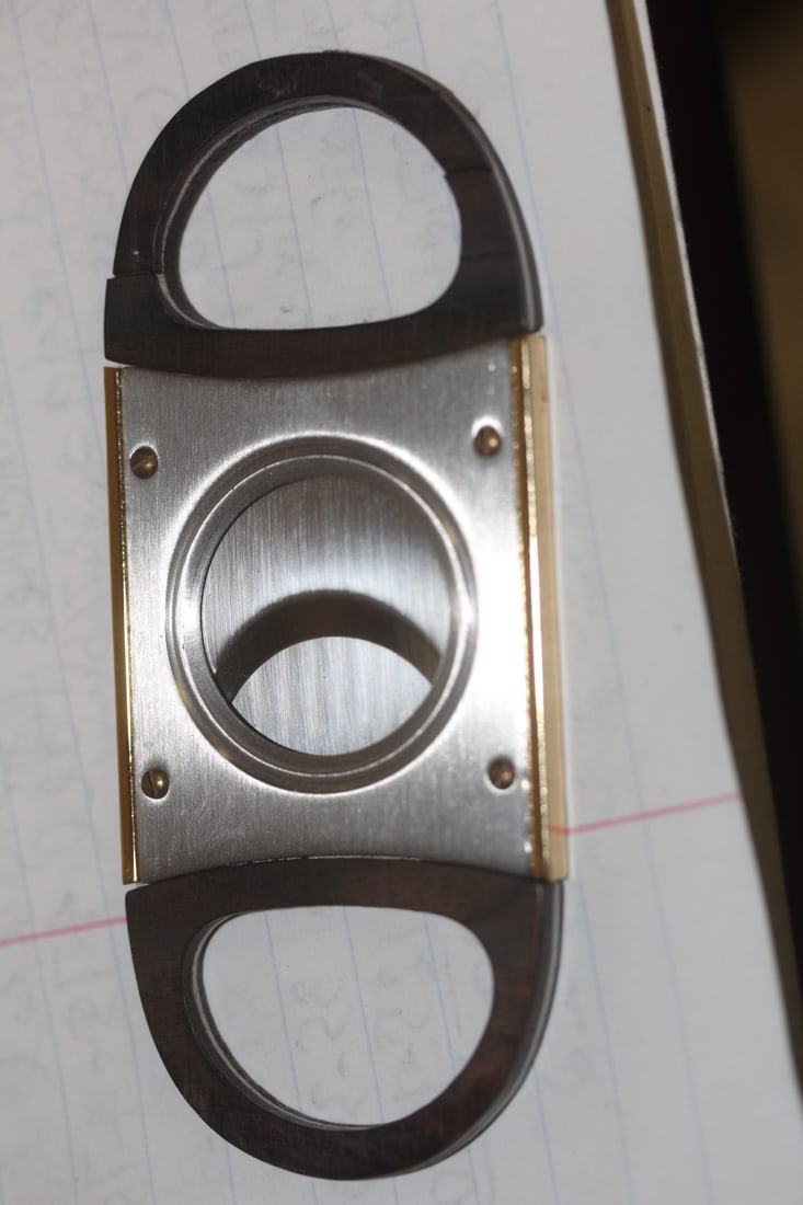 Cigar Cutter: as shown