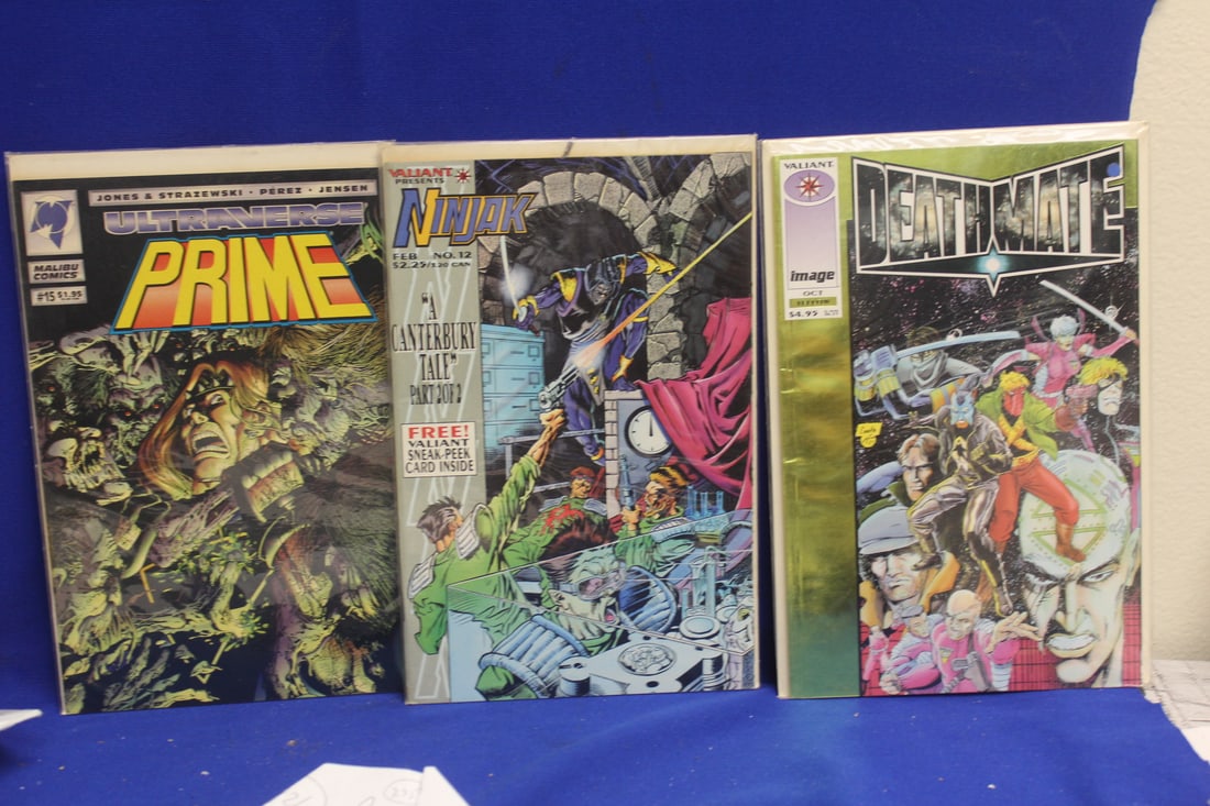 Lot of 3 Comics: as shown