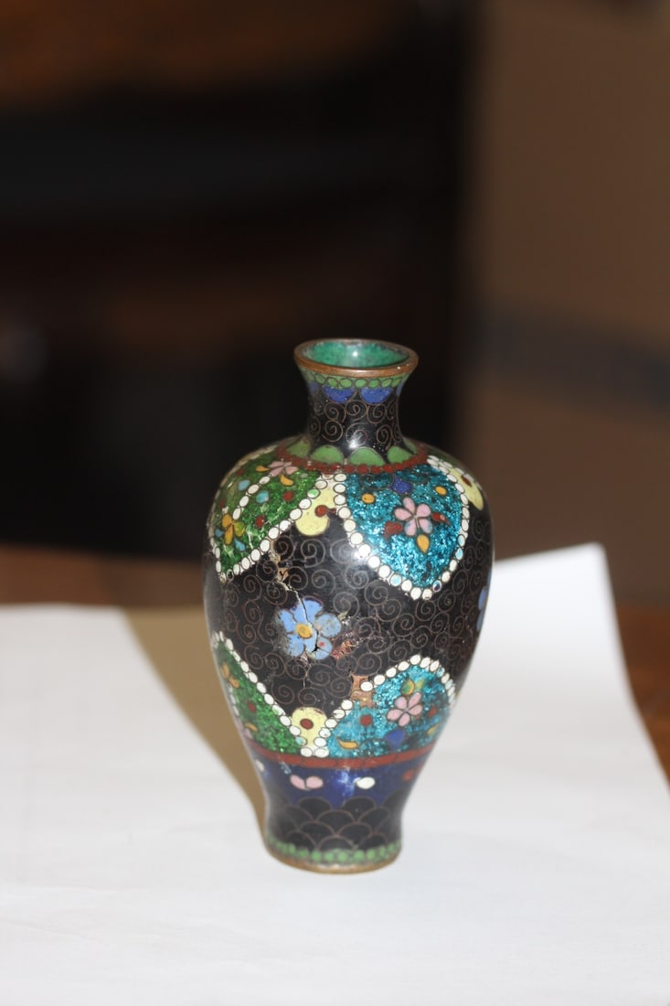 Antique Japanese Small Cloisonne Vase: please note: loss as shown, but it is still a pretty, small vase - 4" tall