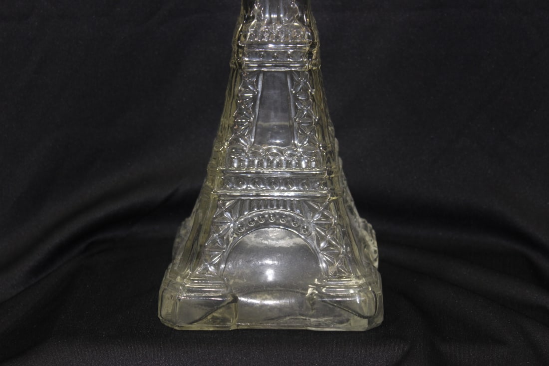 A Glass Eiffel Tower Bottle - 2