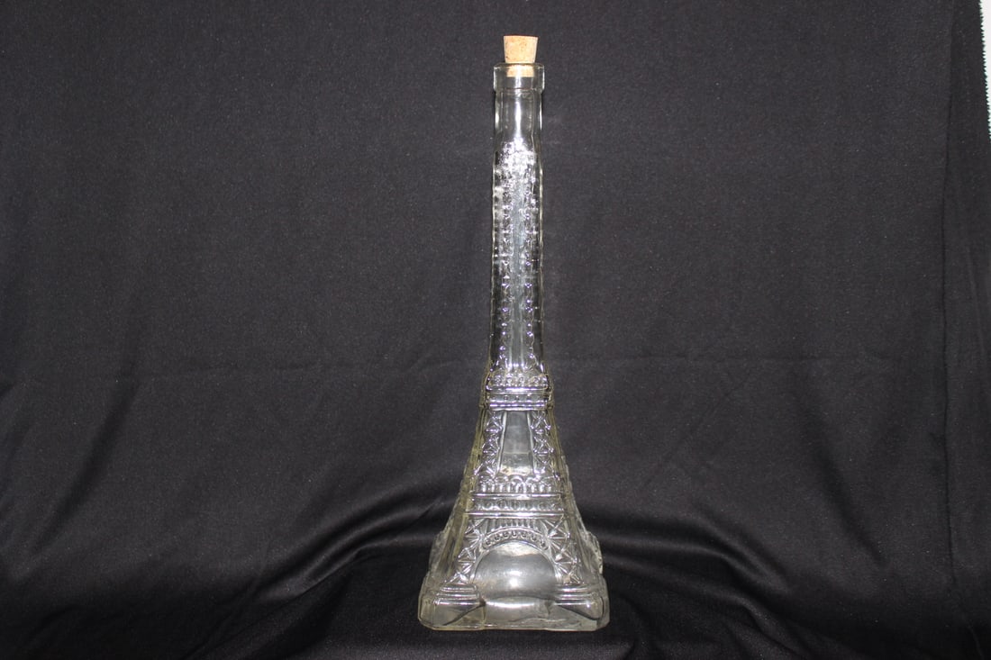 A Glass Eiffel Tower Bottle - 3