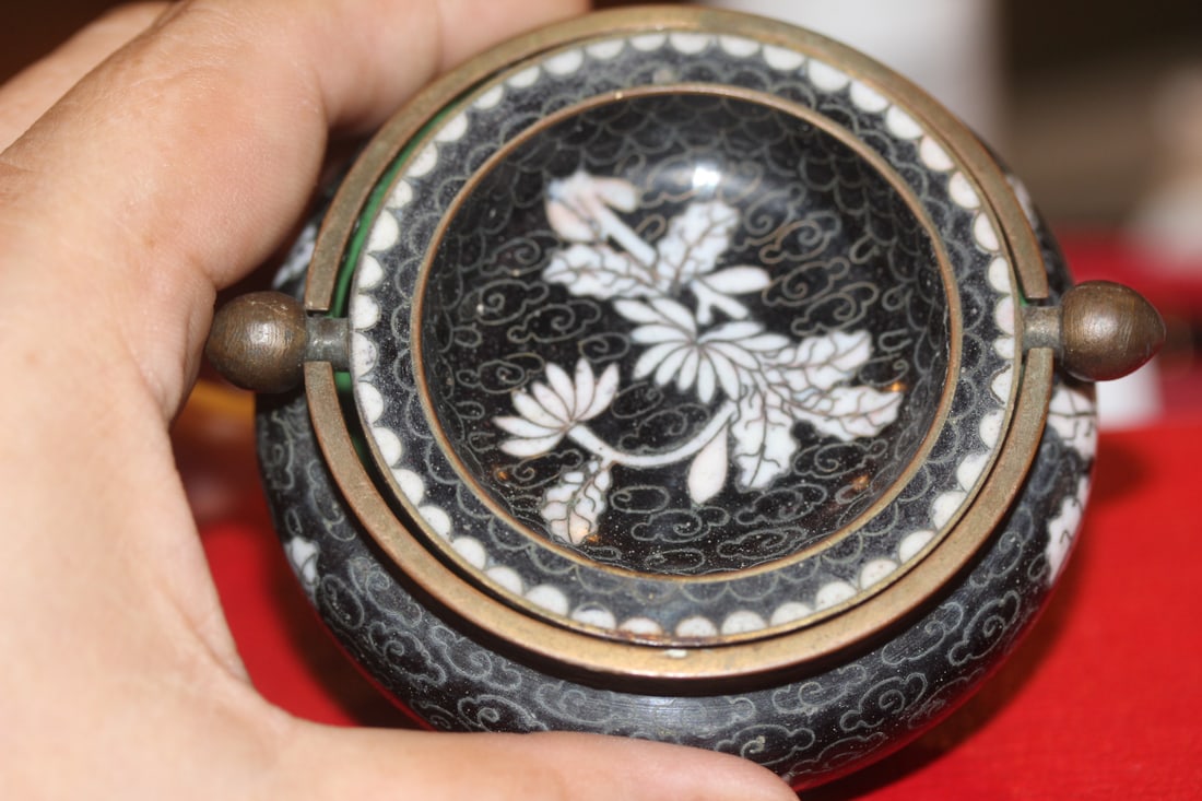 Antique Flip Cloisonne Ashtray - 4