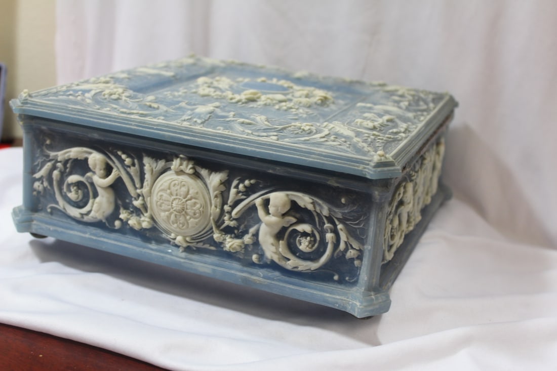 A Resin Box - 2