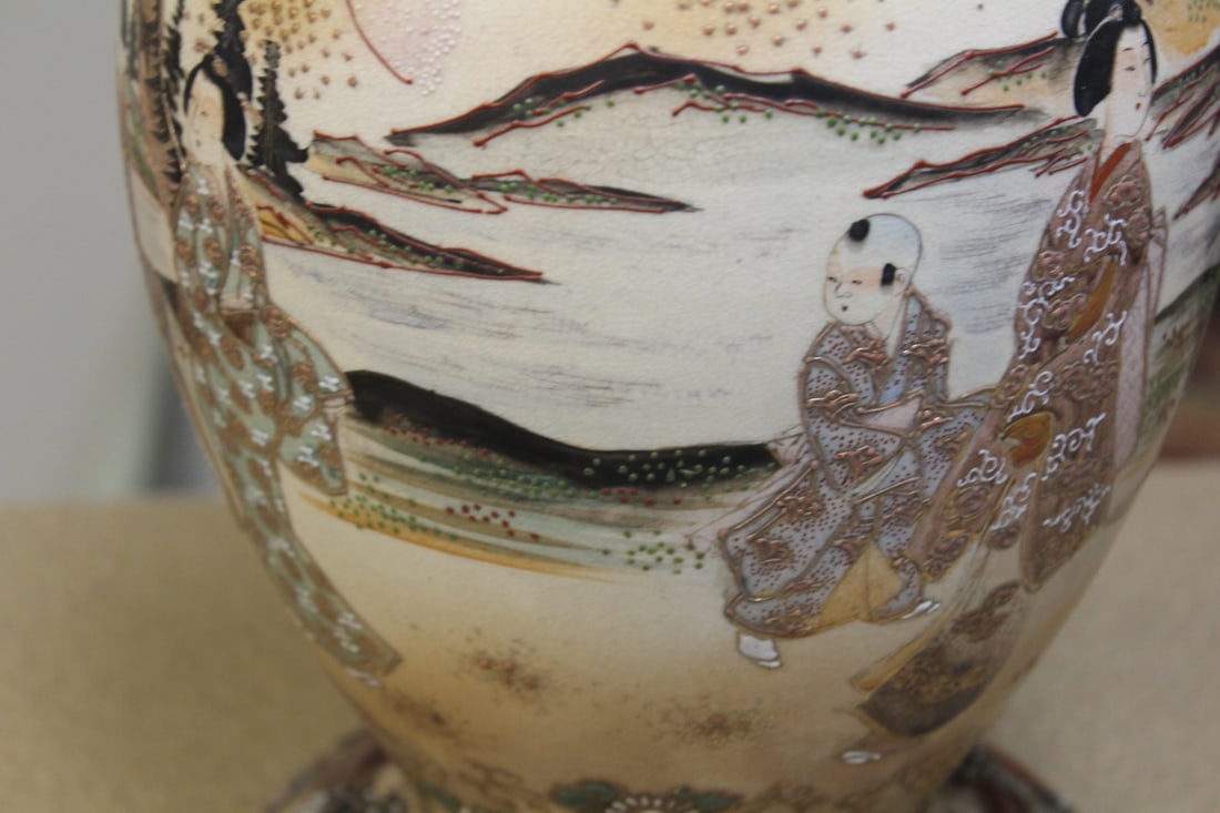 Antique Satsuma Base - 3