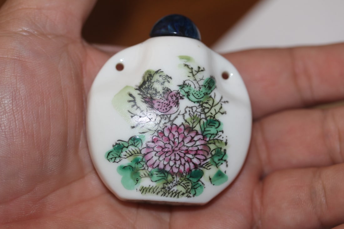 Chinese Ceramic Snuff Bottle - 3